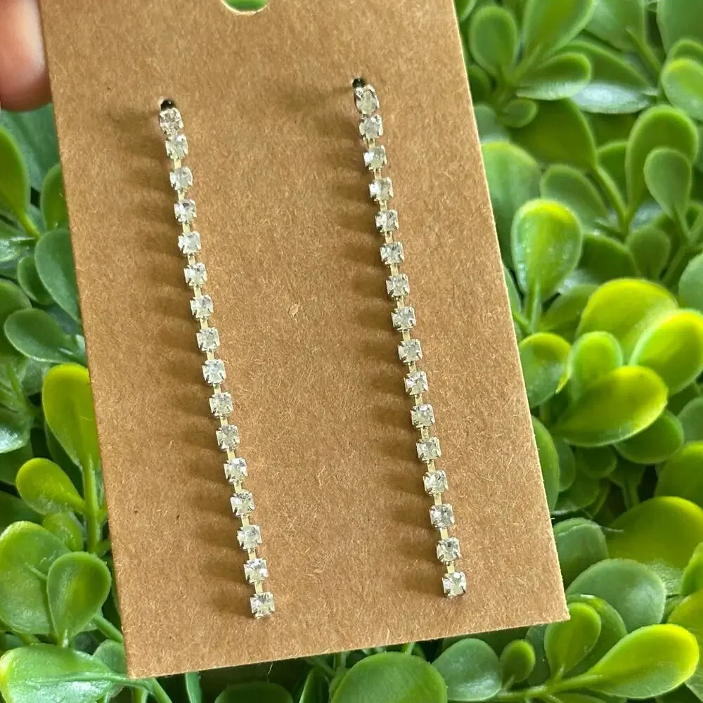 BOGO FREE VTG RHINESTONE 90’s earrings